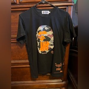 Bathing ape x undefeated tee size medium
